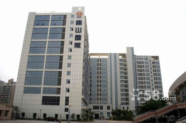 大亚湾中心区南山国际写字楼213平米